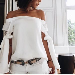 ELLE A. | bow tie sleeve top